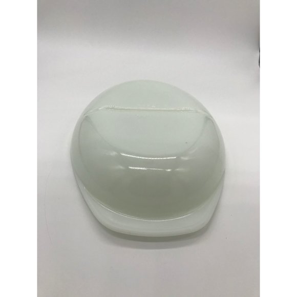 Vintage Milk Glass Pyrex Divided Casserole 1.5 Qt. #1063 - Picture 2 of 5